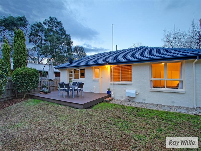 10 LEIGH Road, Croydon VIC 3136