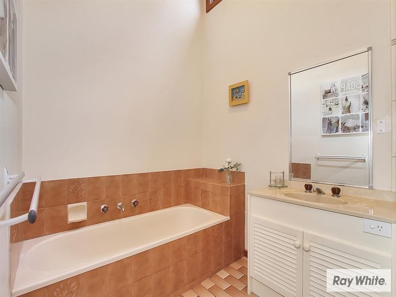 104 CHARLES Road, Lilydale VIC 3140