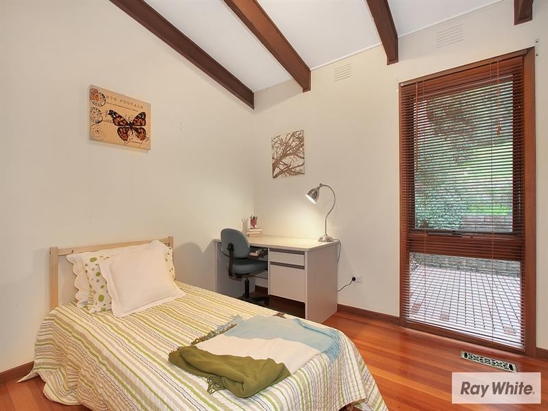 104 CHARLES Road, Lilydale VIC 3140