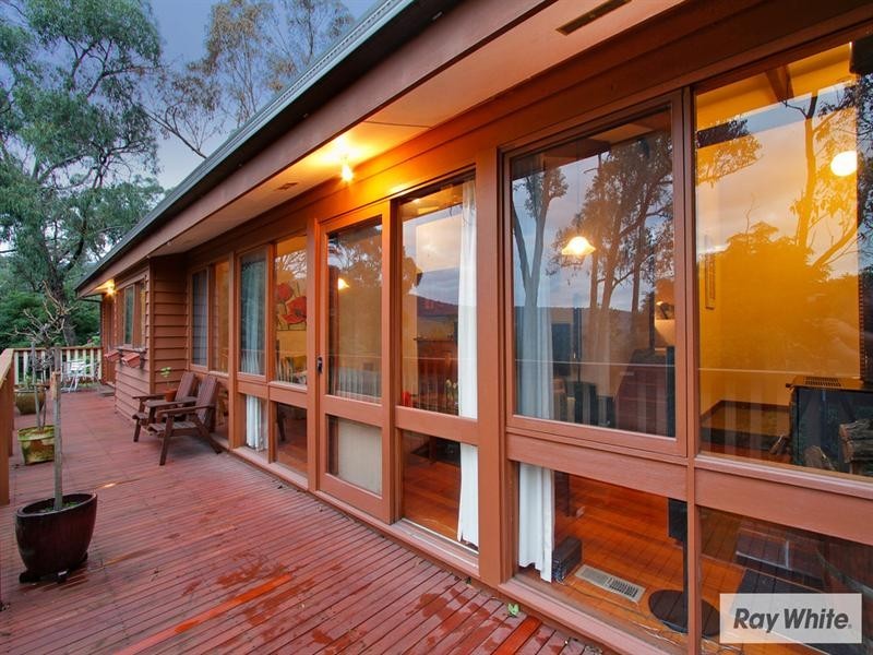104 CHARLES Road, Lilydale VIC 3140