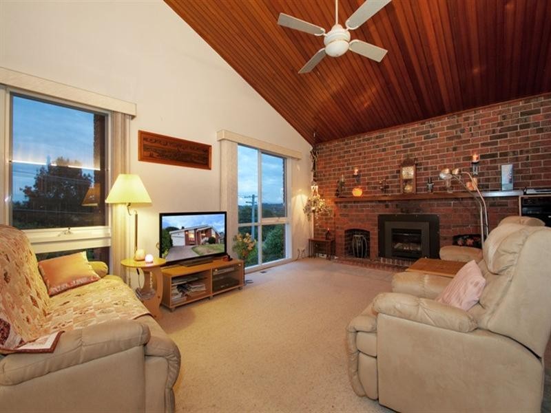 57 WANDANA Crescent, Mooroolbark VIC 3138