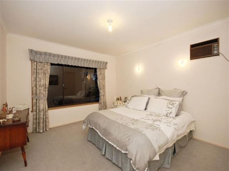 7 Malcolm Court, Croydon North VIC 3136