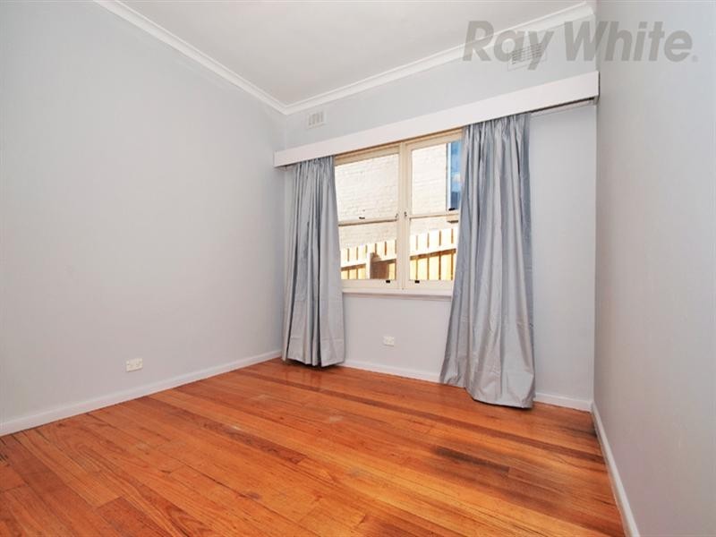 18 Vasey Concourse, Ringwood East VIC 3135