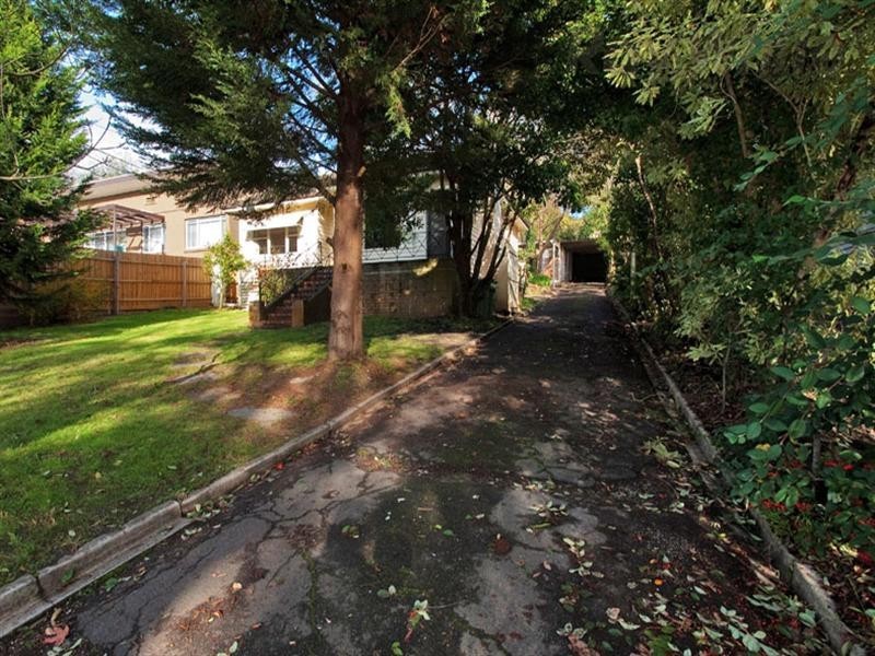 18 Vasey Concourse, Ringwood East VIC 3135
