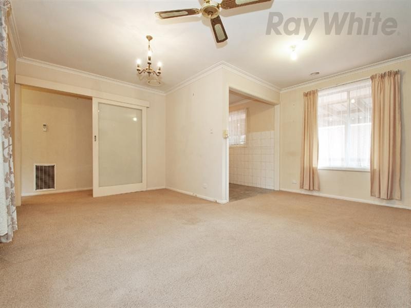 4 WARRUGA Court, Croydon VIC 3136