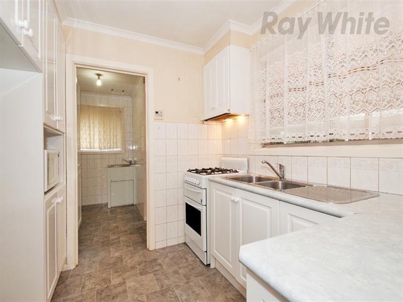 4 WARRUGA Court, Croydon VIC 3136