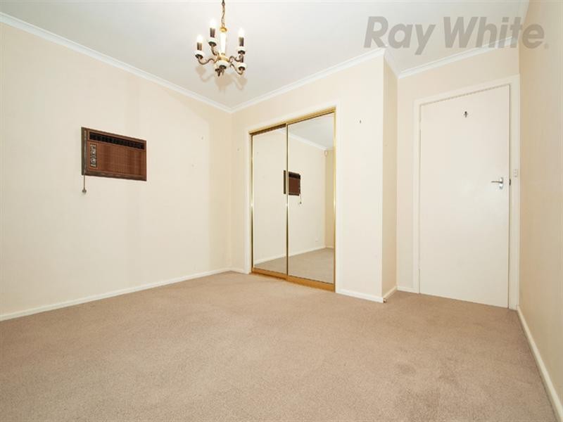 4 WARRUGA Court, Croydon VIC 3136