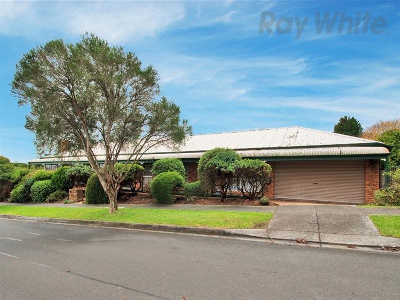46 Alpine Way, Kilsyth VIC 3137