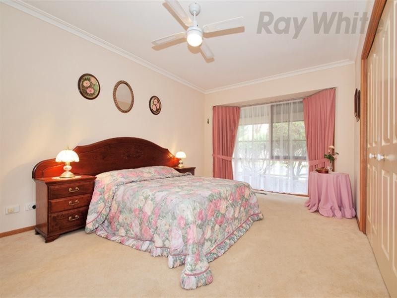 46 Alpine Way, Kilsyth VIC 3137