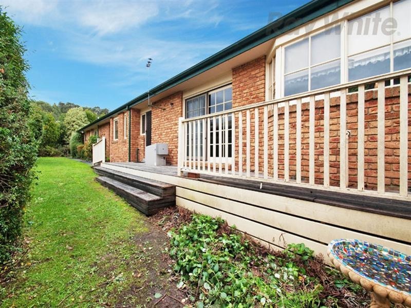 46 Alpine Way, Kilsyth VIC 3137