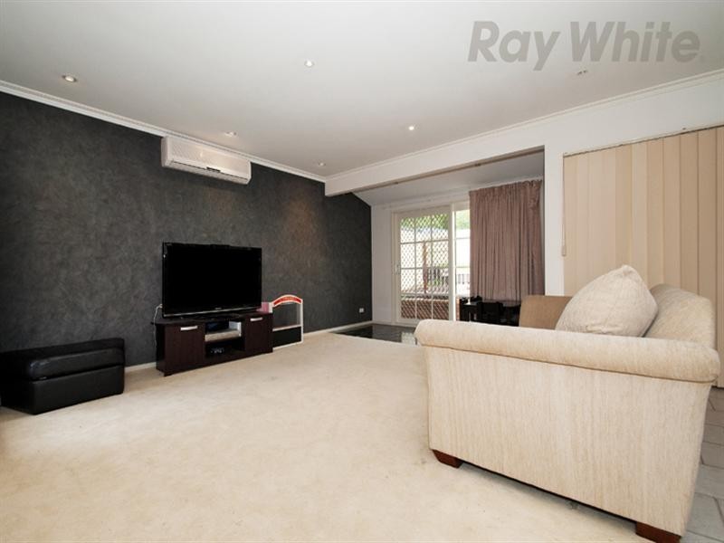 1 Cotswold Court, Chirnside Park VIC 3116