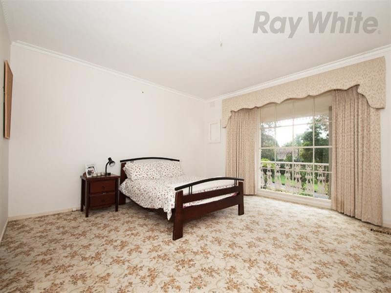 1 Cotswold Court, Chirnside Park VIC 3116
