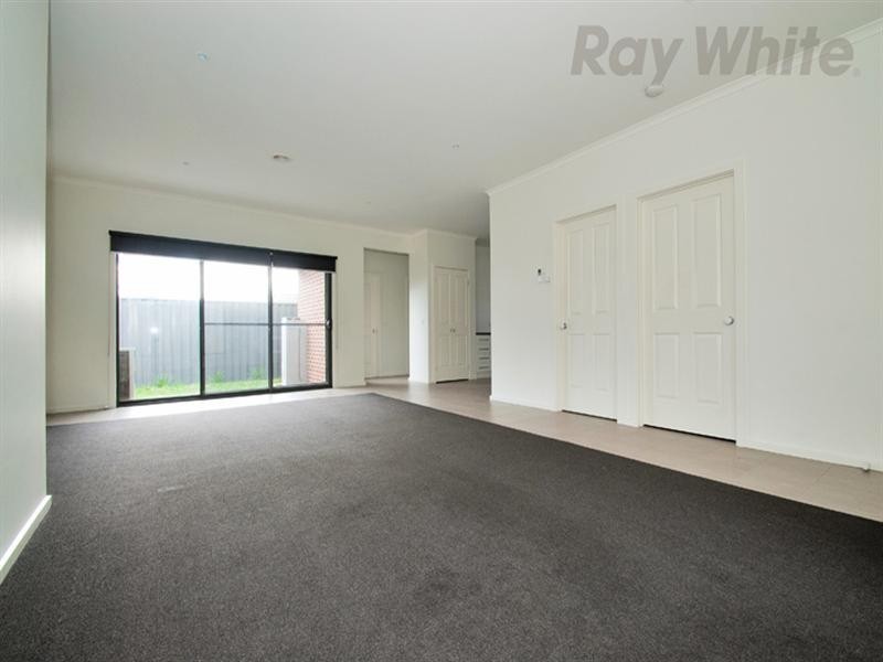 2/5 Gladstone Street, Lilydale VIC 3140