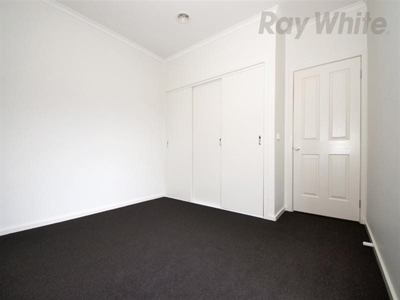 2/5 Gladstone Street, Lilydale VIC 3140