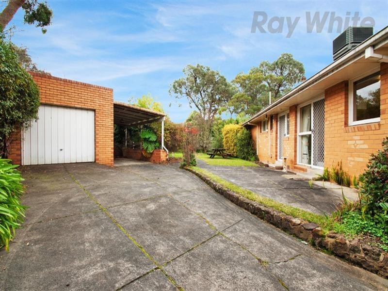 94 MOUNT VIEW Parade, Croydon VIC 3136