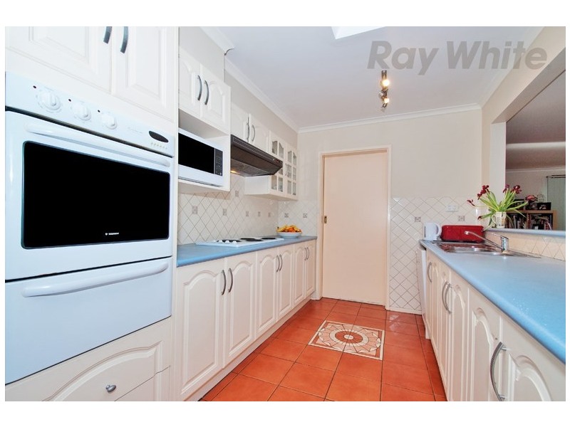 4 MIRNONG Court, Croydon North VIC 3136