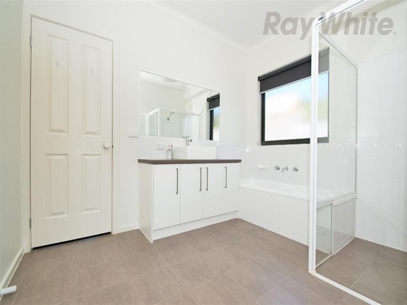 1/5 Gladstone Street, Lilydale VIC 3140