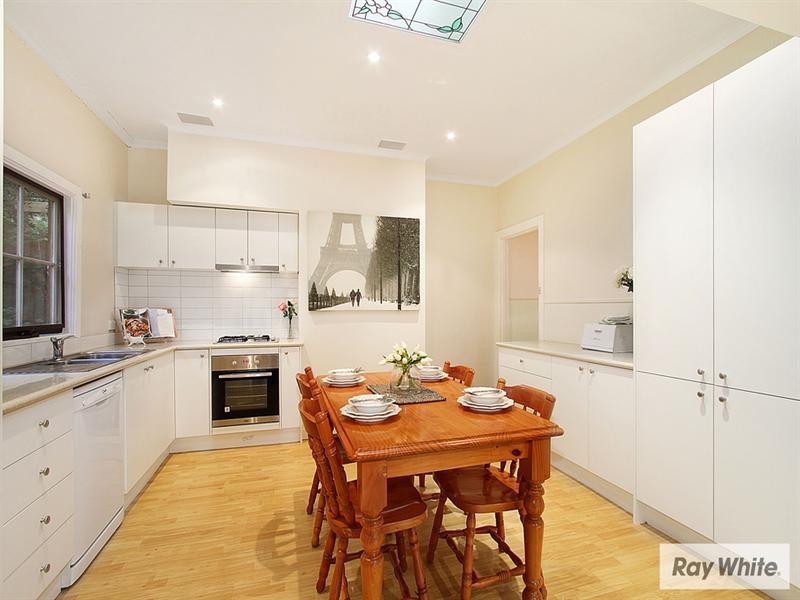 145 CARDIGAN Road, Mooroolbark VIC 3138