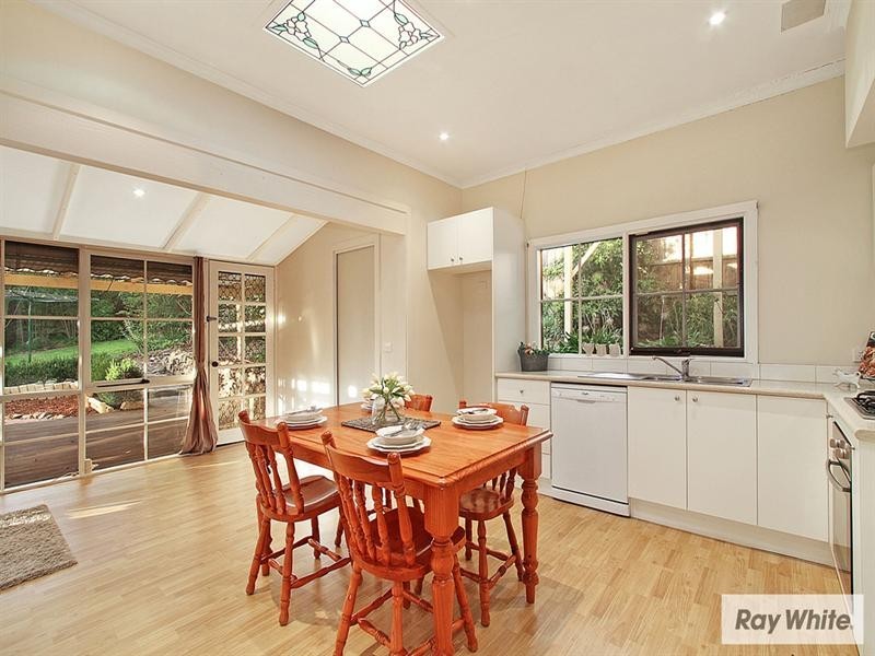 145 CARDIGAN Road, Mooroolbark VIC 3138