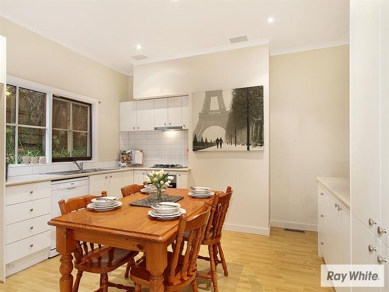 145 CARDIGAN Road, Mooroolbark VIC 3138