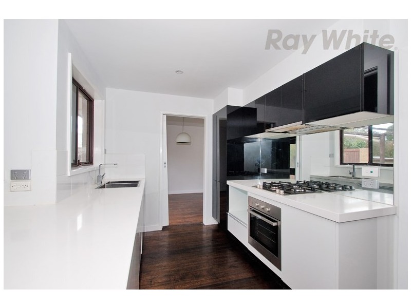 23 Beaufort Road, Croydon VIC 3136