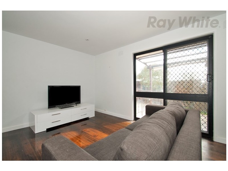 23 Beaufort Road, Croydon VIC 3136