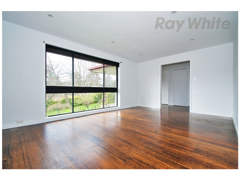 23 Beaufort Road, Croydon VIC 3136