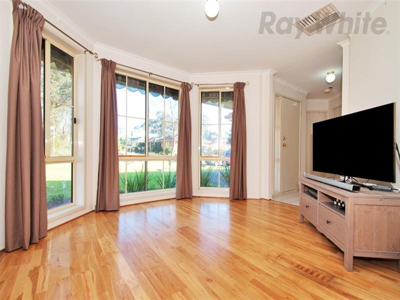 29 Manifold Court, Croydon South VIC 3136