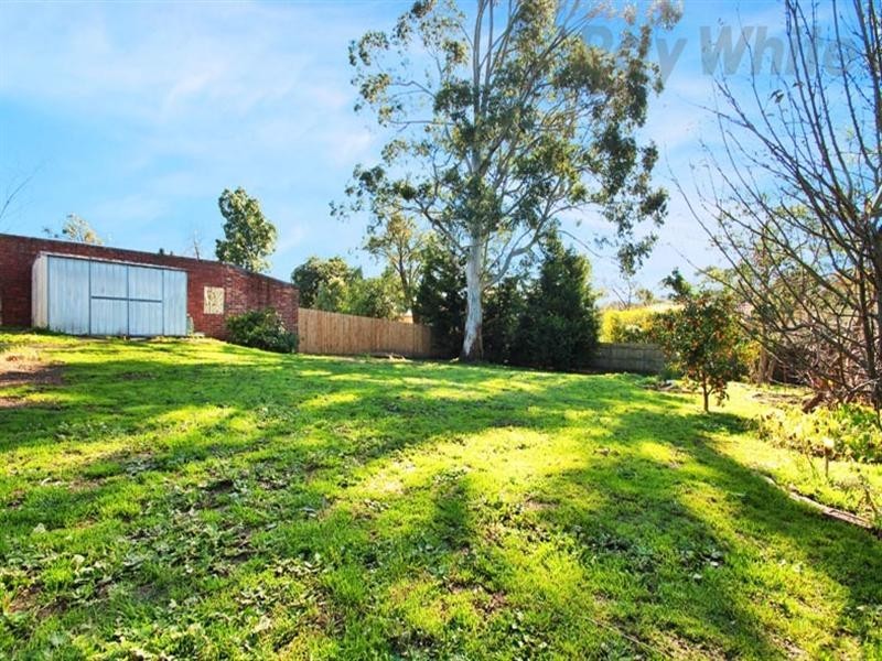 41 TIMMS Avenue, Croydon VIC 3136