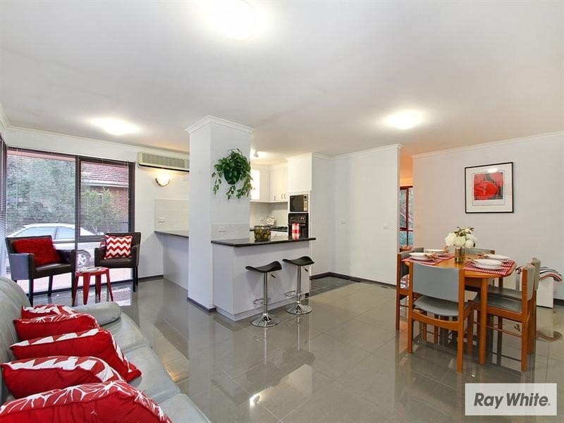 14 TARA Close, Croydon VIC 3136