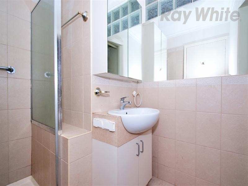 9 BRENDA Court, Croydon VIC 3136