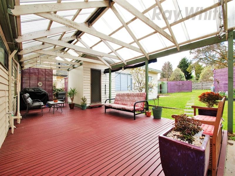 12 KALINDA Road, Croydon VIC 3136