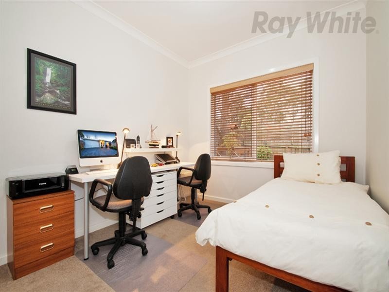 84 MOUNT VIEW Parade, Croydon VIC 3136