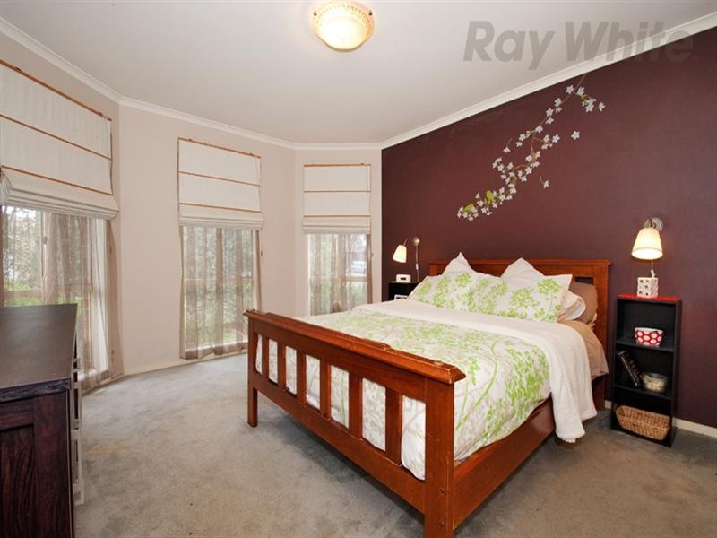 11 GLENMURRAY Place, Wonga Park VIC 3115