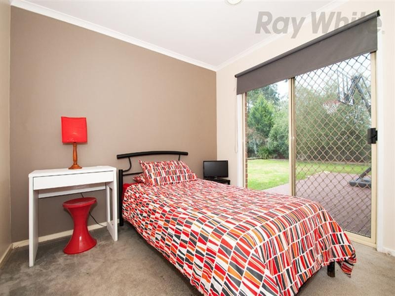 11 GLENMURRAY Place, Wonga Park VIC 3115