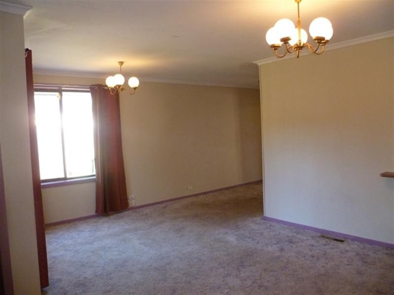 21 Lucas Avenue, Kilsyth VIC 3137
