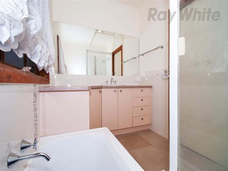 174 Mt Dandenong Road, Ringwood East VIC 3135