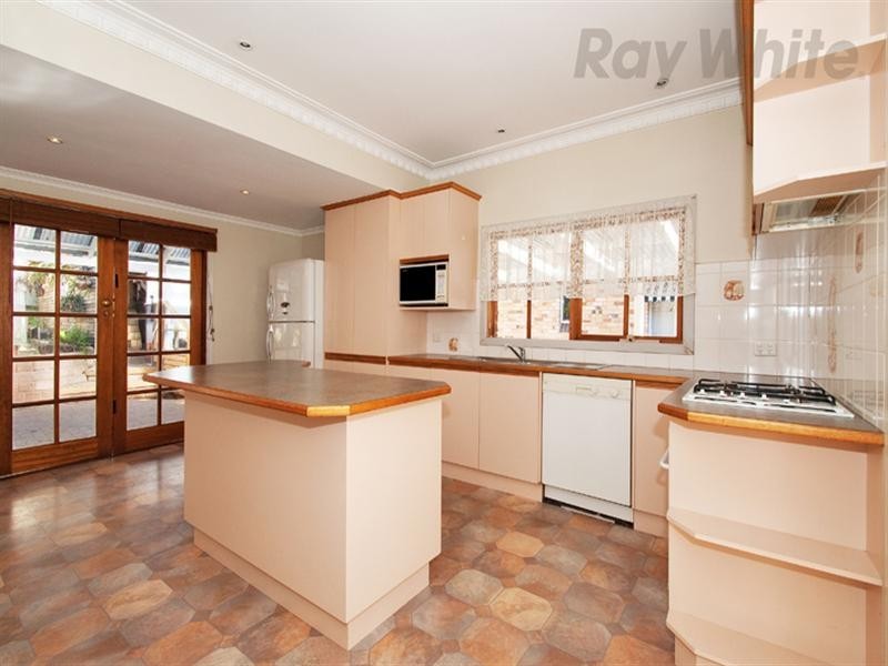 174 Mt Dandenong Road, Ringwood East VIC 3135