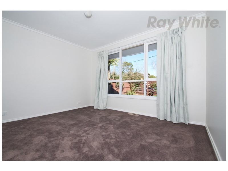 10 Chirnside Drive, Chirnside Park VIC 3116