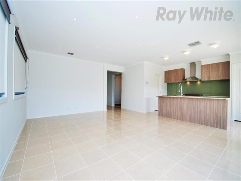 30 Bennison Street, Croydon VIC 3136