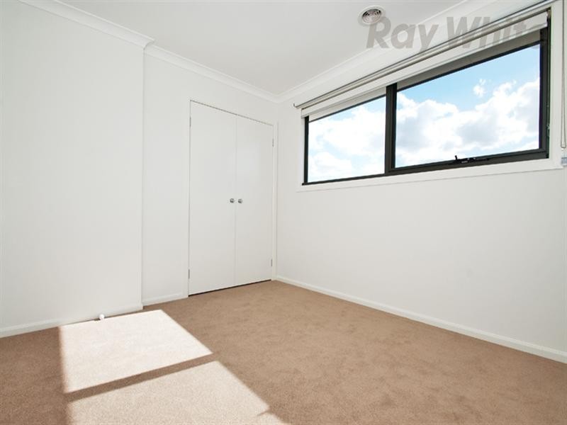 30 Bennison Street, Croydon VIC 3136