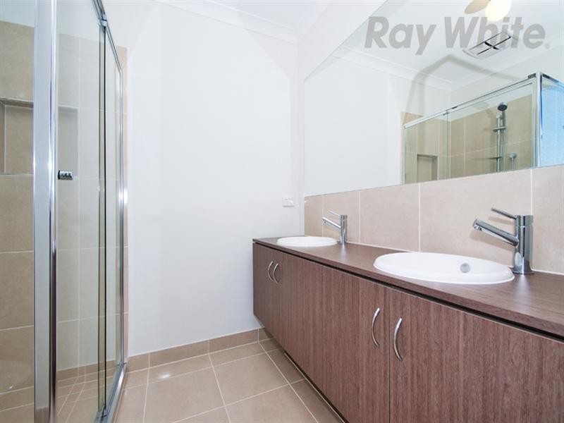 30 Bennison Street, Croydon VIC 3136