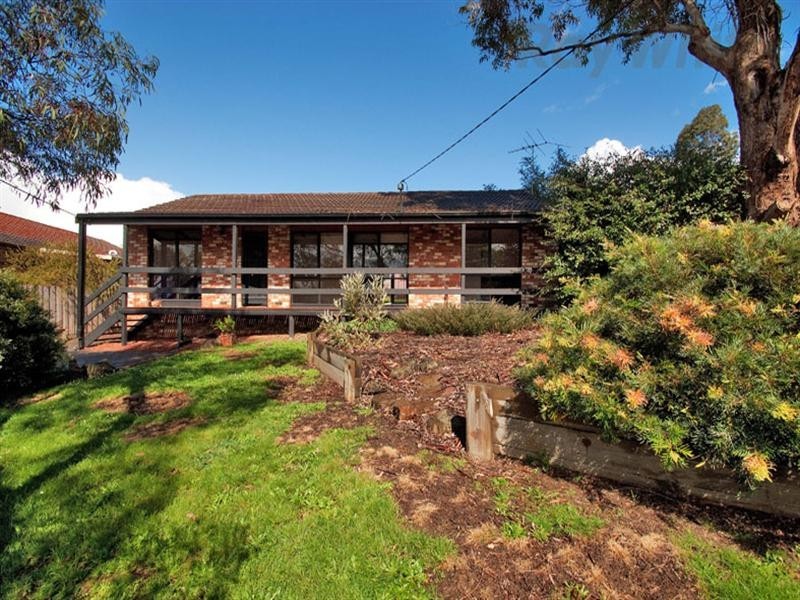 13 SPRINGSONG PASS, Chirnside Park VIC 3116