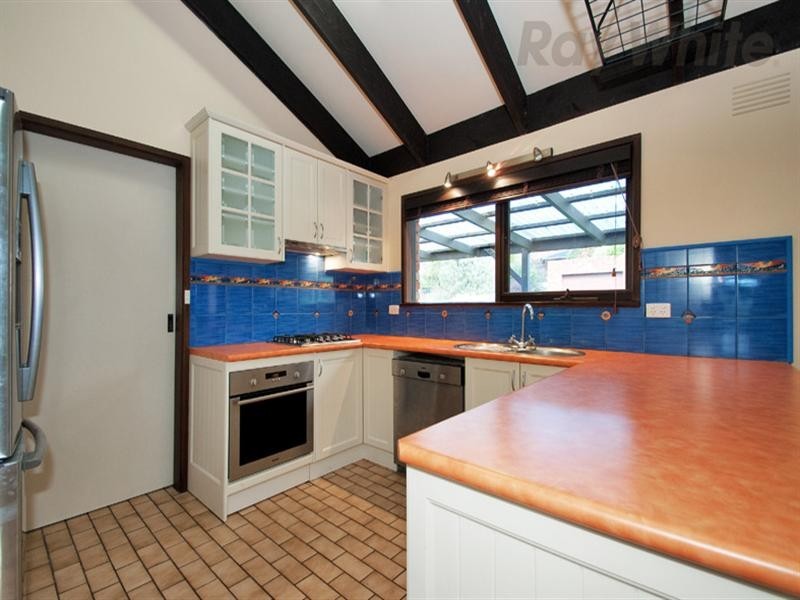 13 SPRINGSONG PASS, Chirnside Park VIC 3116