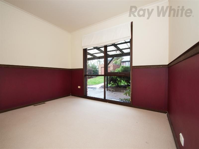 13 SPRINGSONG PASS, Chirnside Park VIC 3116