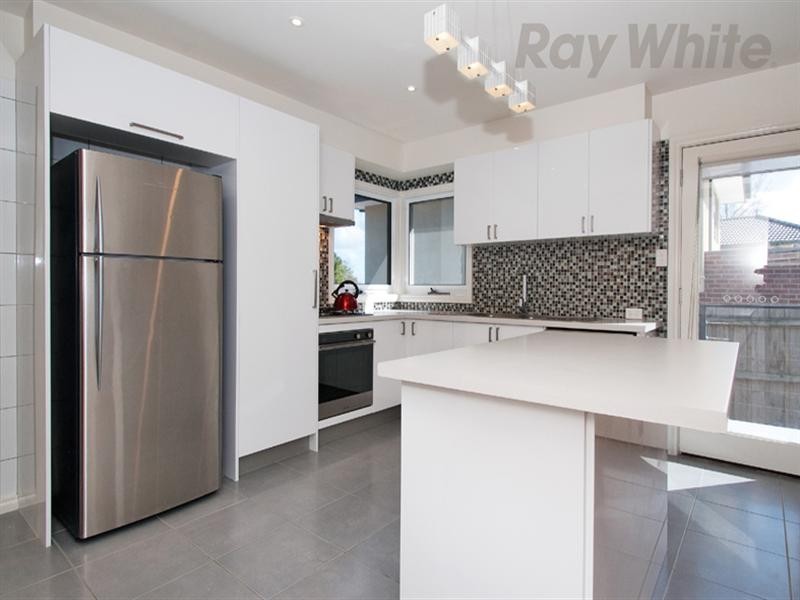 802 Mt Dandenong Road, Montrose VIC 3765