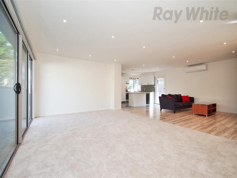 802 Mt Dandenong Road, Montrose VIC 3765