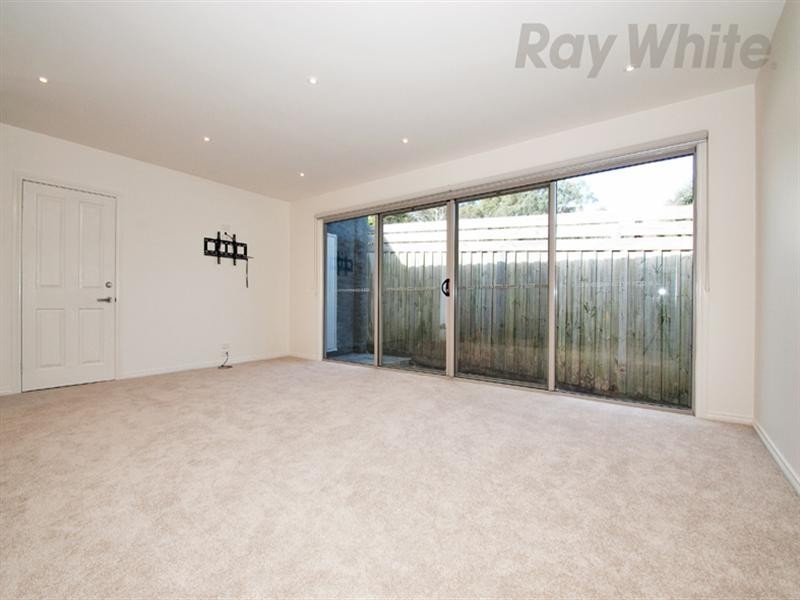 802 Mt Dandenong Road, Montrose VIC 3765