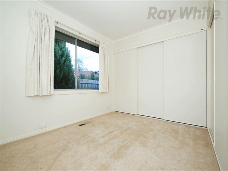 21 Emma Road, Croydon VIC 3136