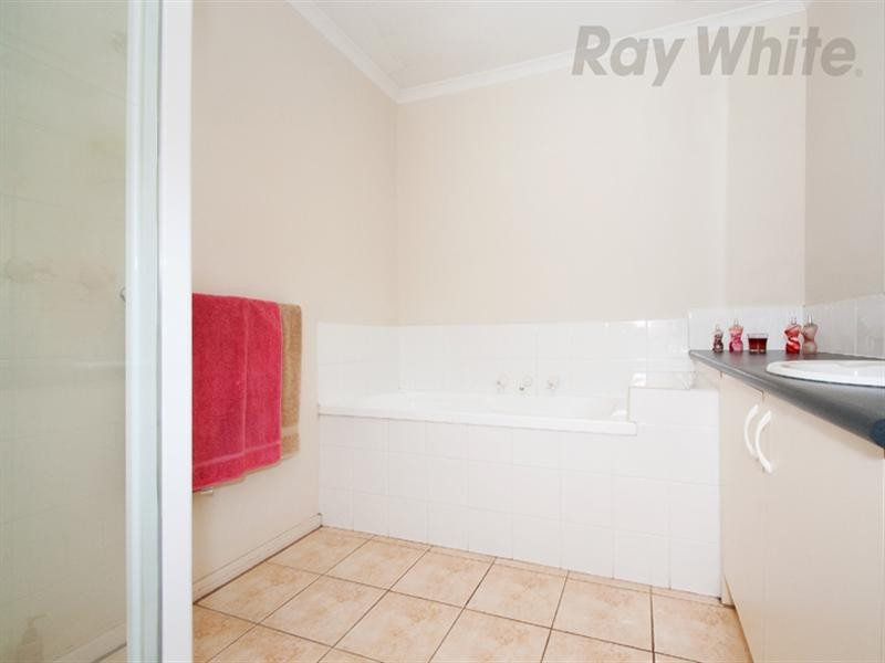 18/56 NORTON Road, Croydon VIC 3136